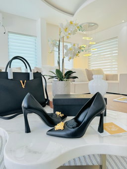 Saltos Versace - la medusa 