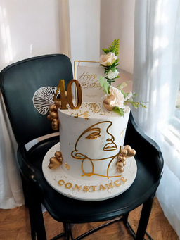 Line Art Lady Cake 0002