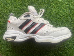 Pre-Owned Kasut Adidas Blackstrike Original rm38