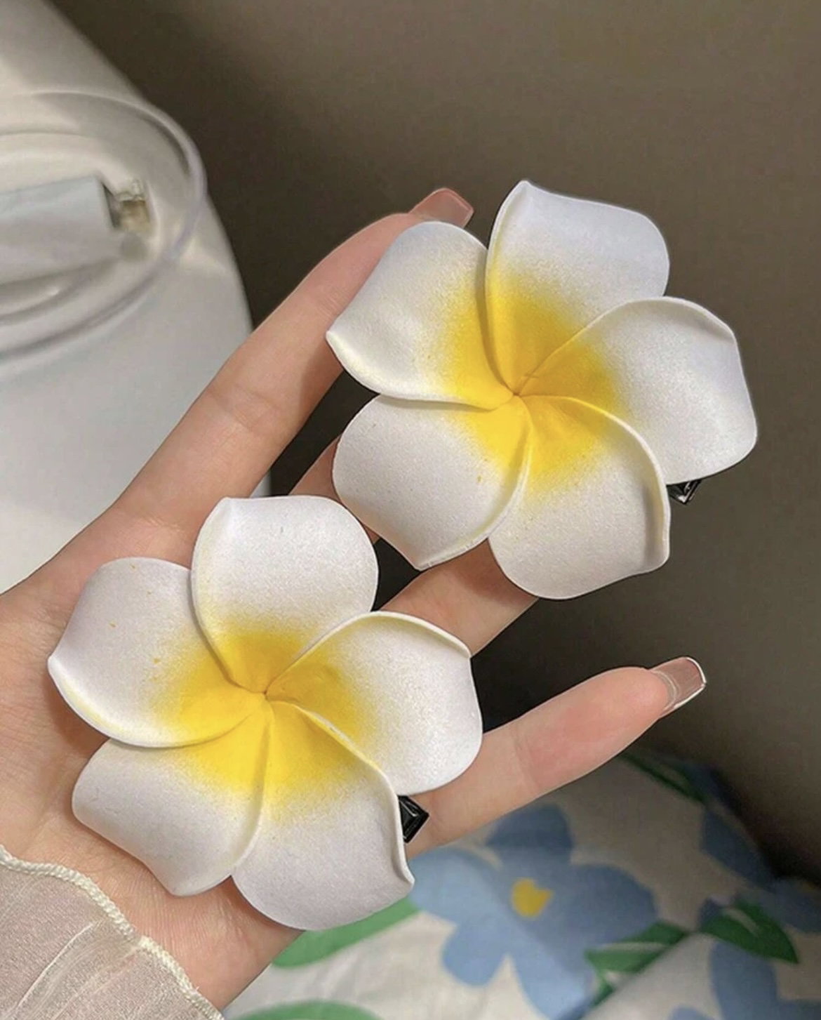 4pcs 2pcs Fried Plumeria Hairclip_0