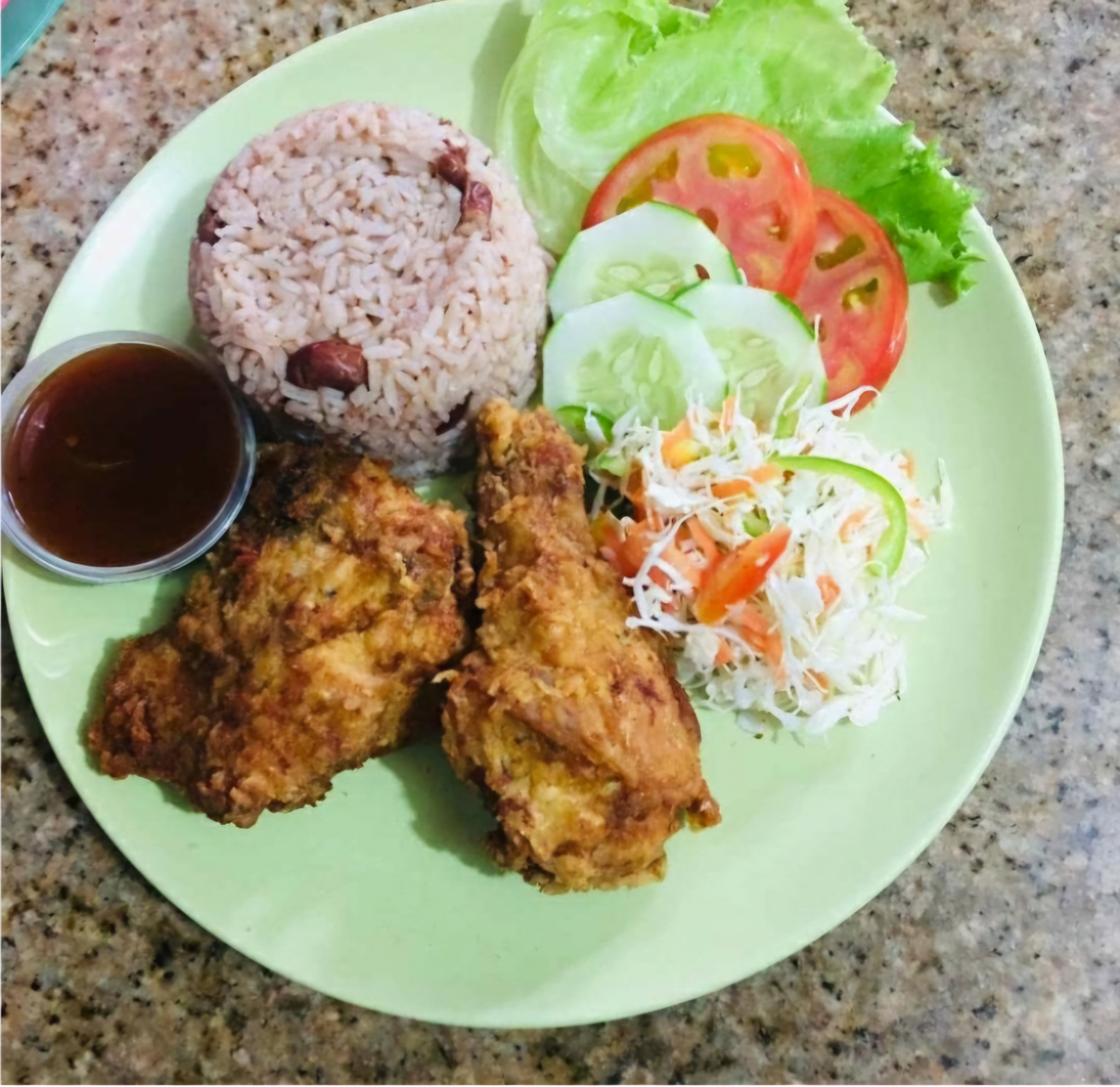 Fry Chicken & Escotvish Fish Fillet Served with Toss Salad, Peppered Corn on the Cob & Water_0