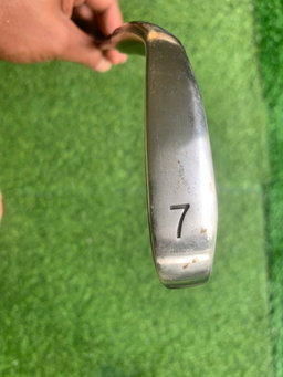 Bermuda Stick Golf Iron No. 7 VS-18 Low Weight Right-Handed Elastic rm140
