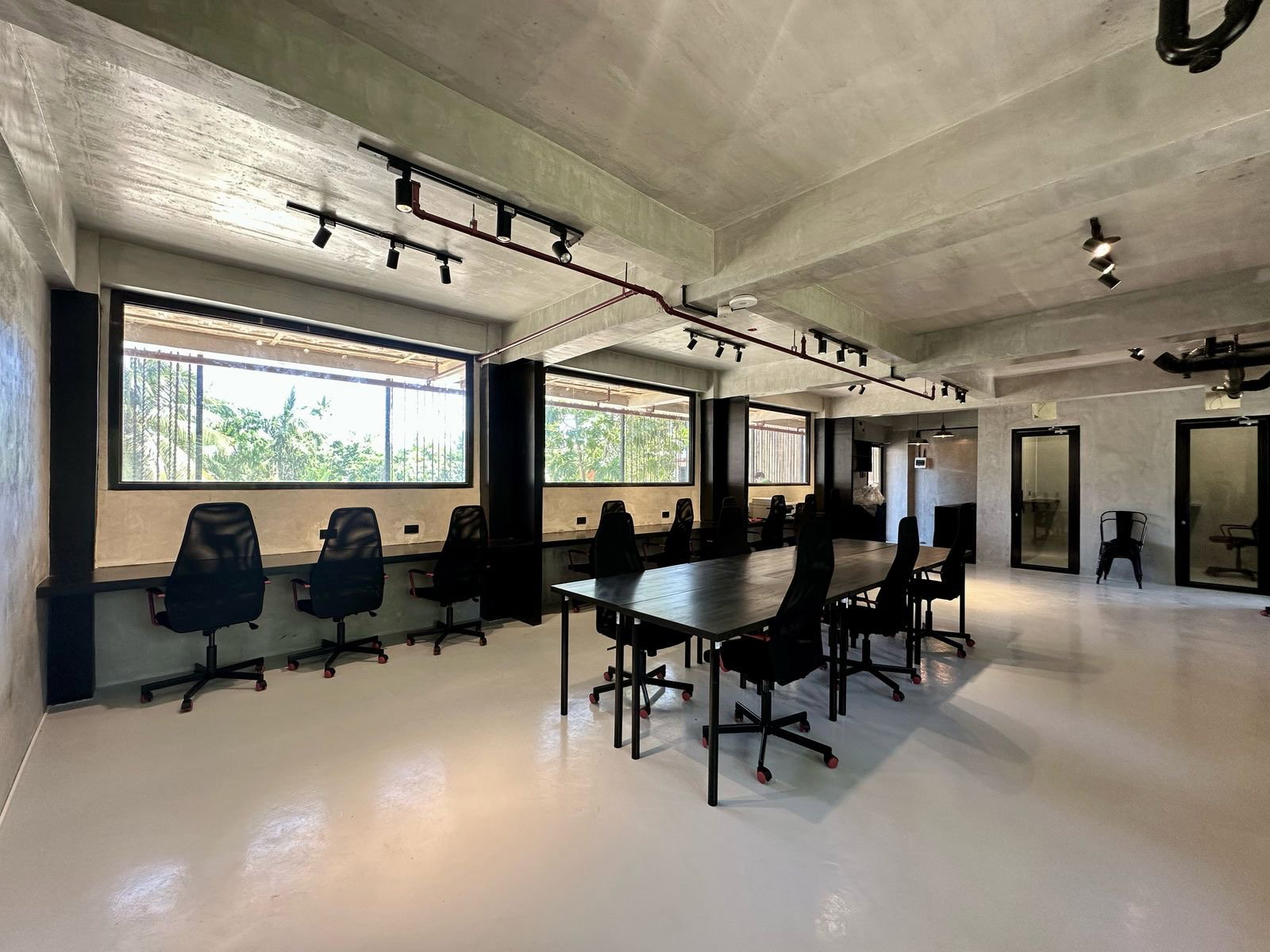 WAVEWORK Co-Working Space RIS Siargao _2