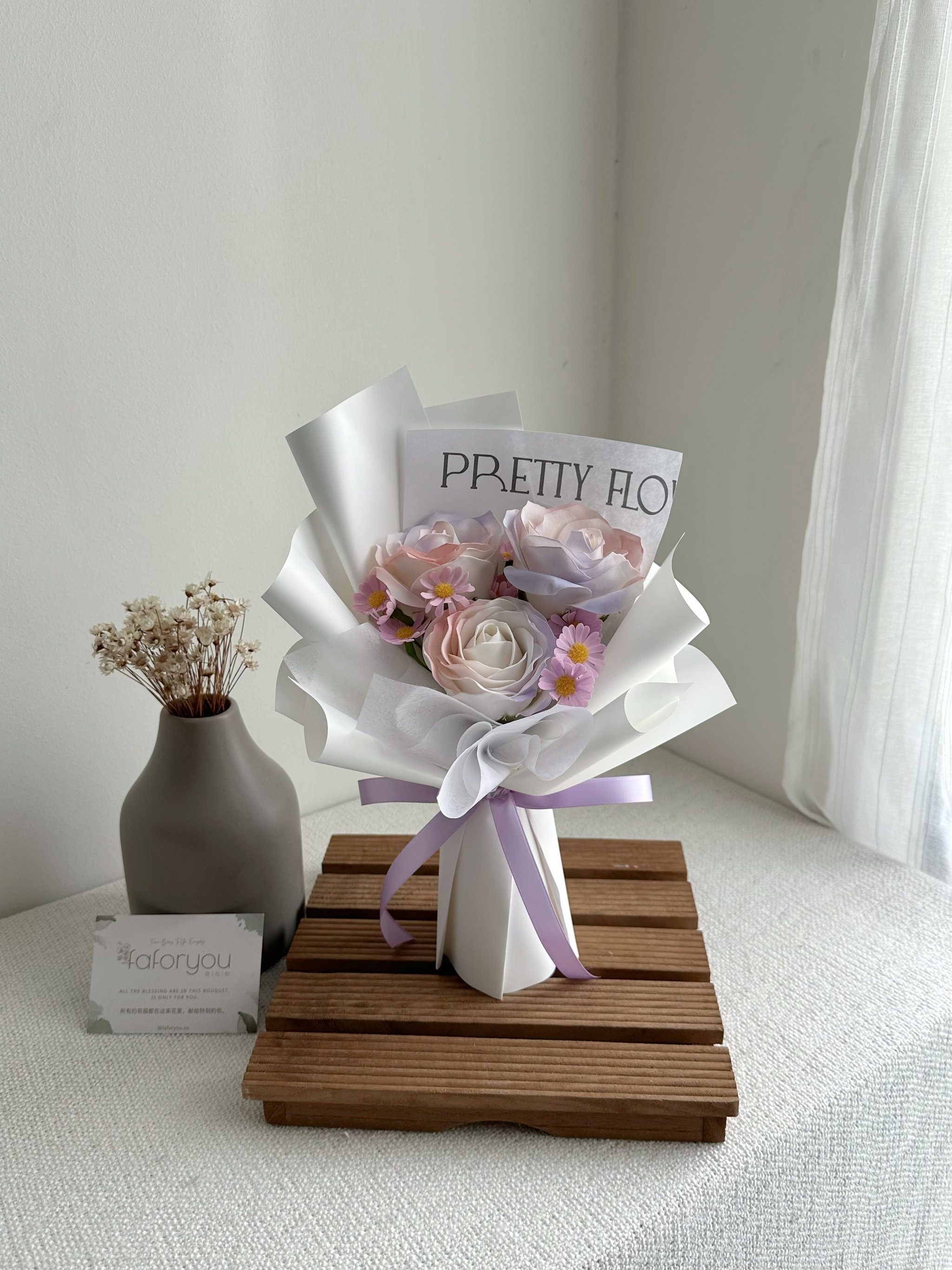 (3R008) 3 Stalk Soap Rose Daisy Bouquet _0