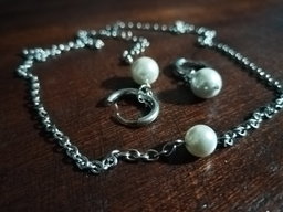 Glass Pearl necklace & earring set