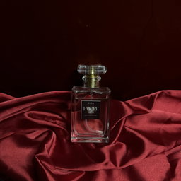 EMORÉ Perfume