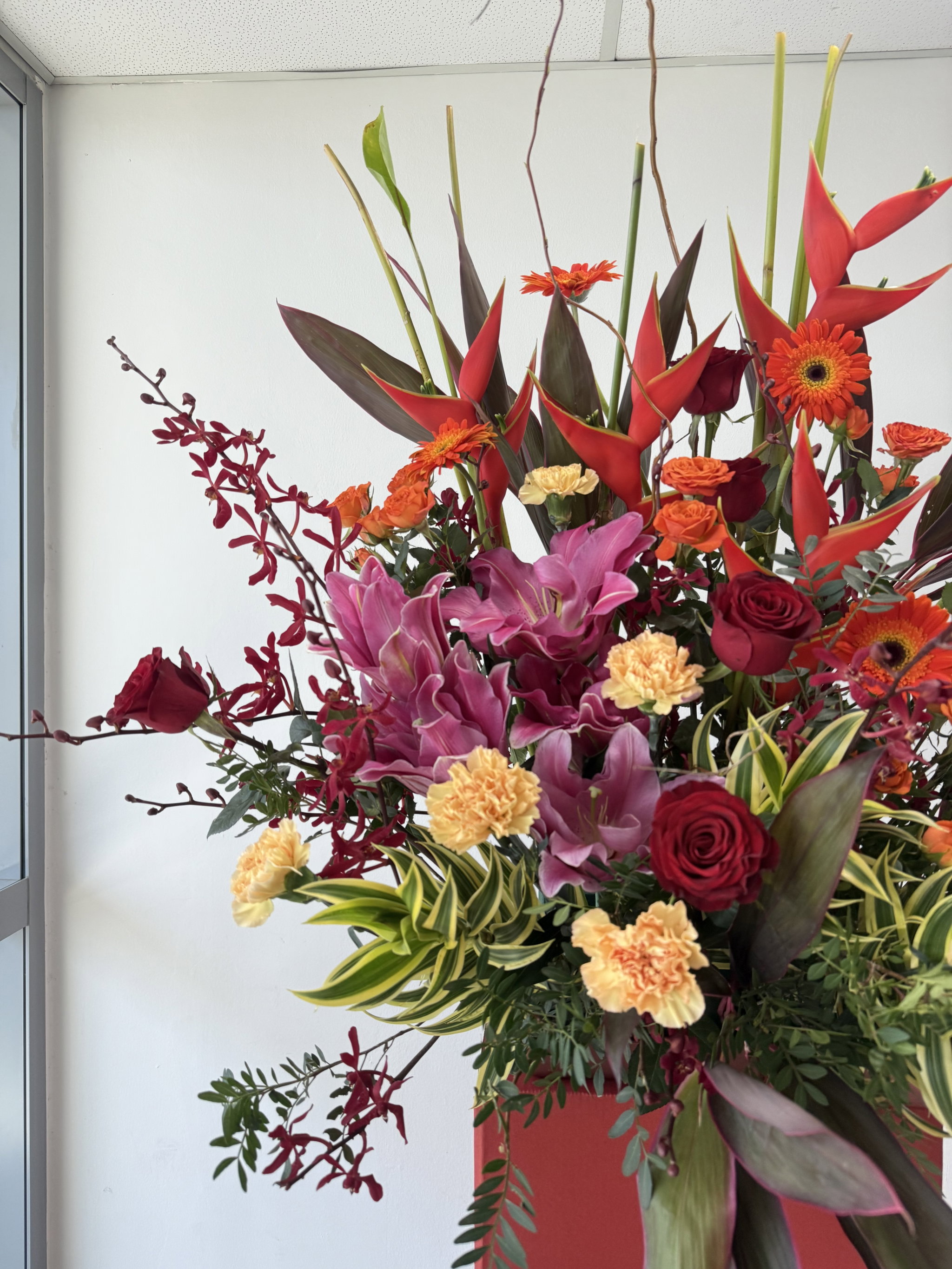 Congratulatory Flora Stand, Daily Design_0