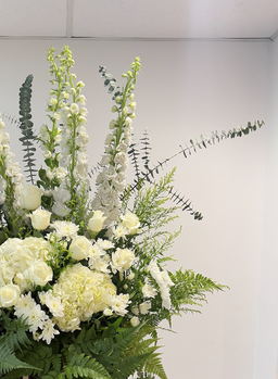 Condolence Flora Stand, Daily Design 