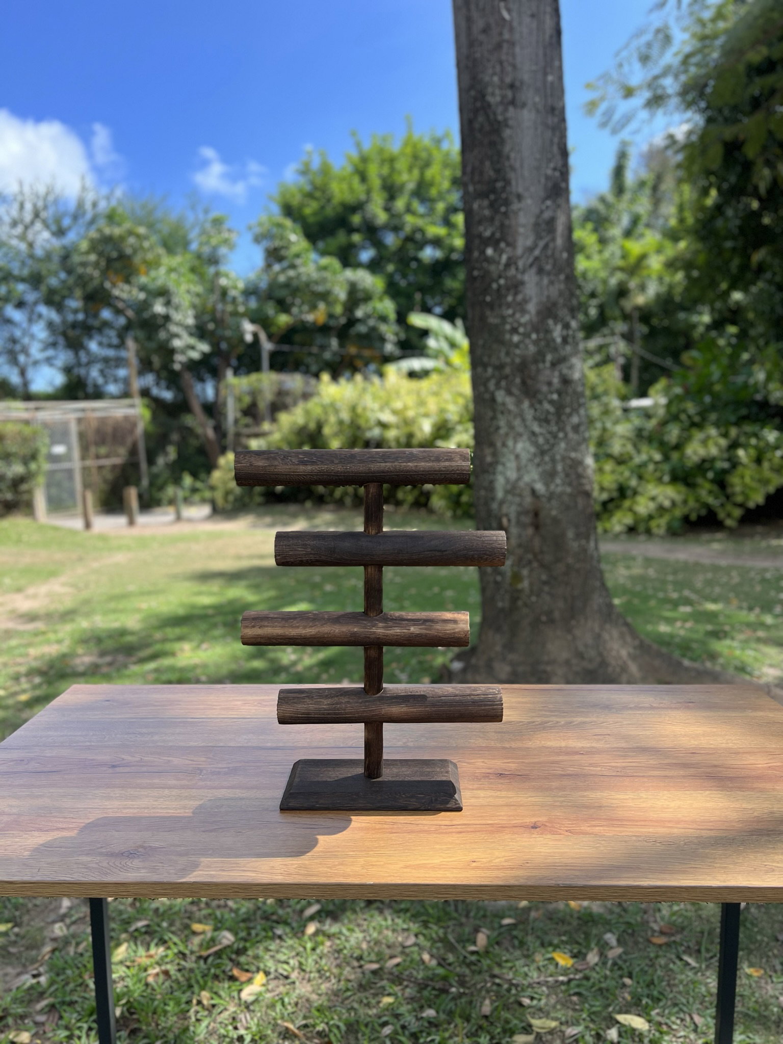 4-Tier Wooden Accessory Stand_1