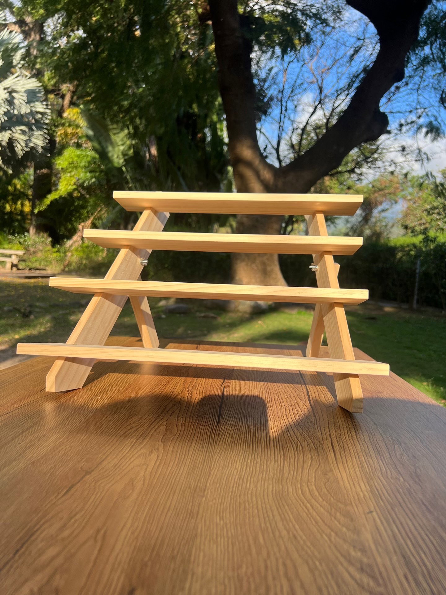 4 Tier Wooden Display Shelf_2