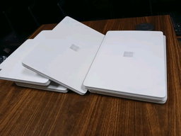 Microsoft Surface Laptop SE