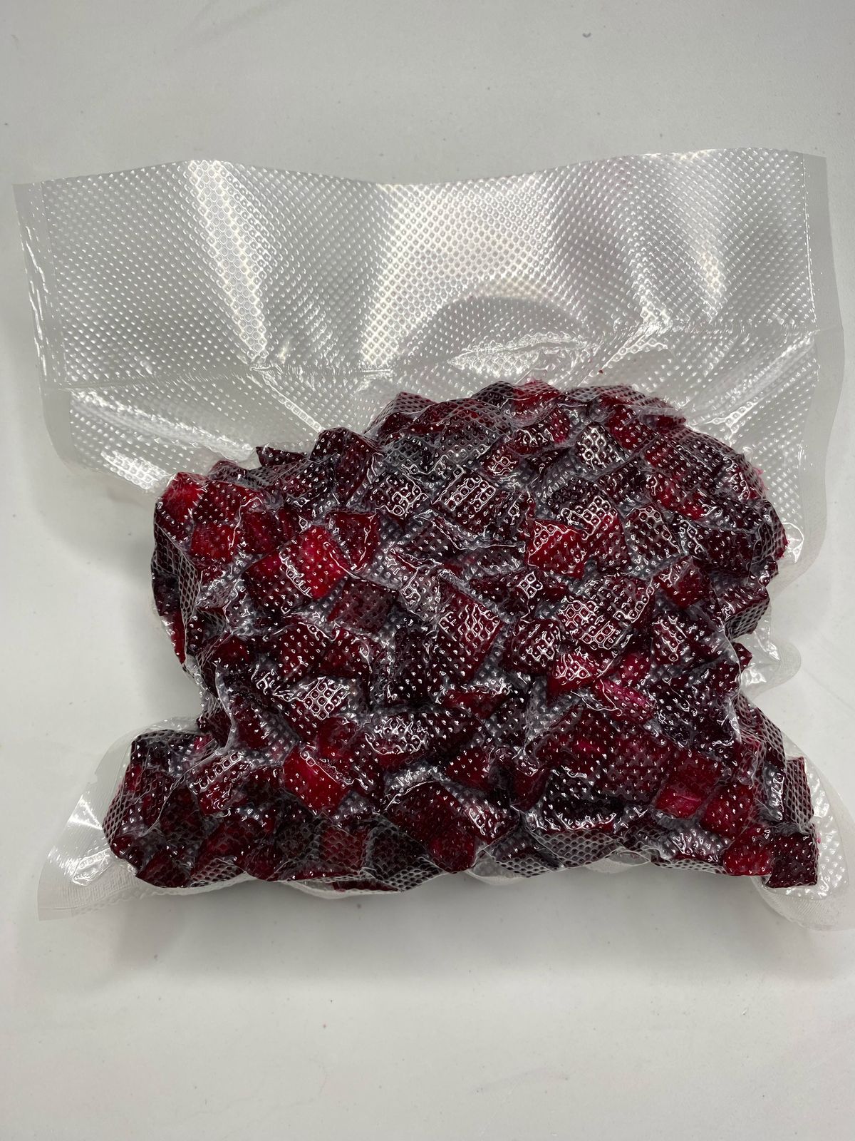 Beterraba em cubo embalada a vácuo_0