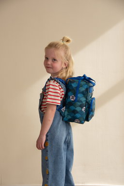 Seal backpack - small