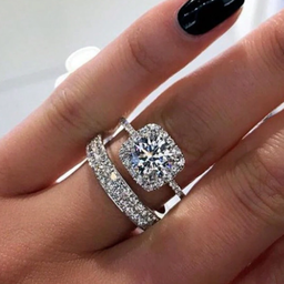 Bague en acier femme