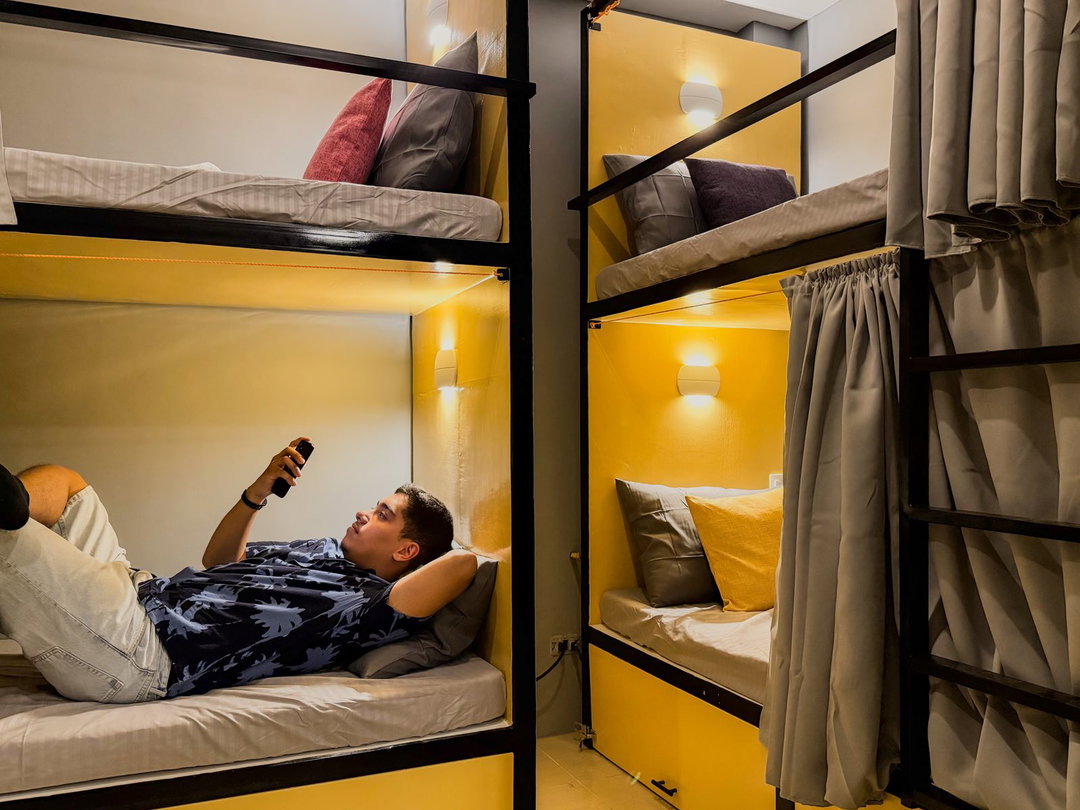 Cozy Private Room (Sleeps 6)