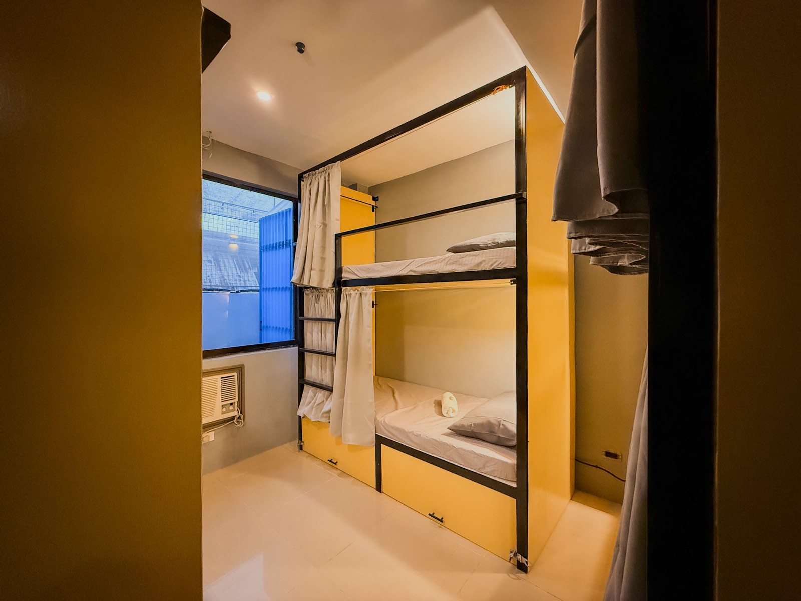 Cozy Private Room (Sleeps 6)_2
