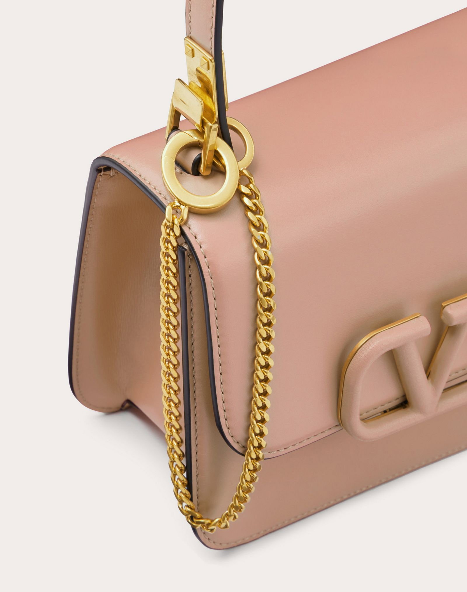 Valentino Vring nude bag _2