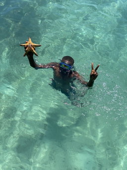 Snorkeling at Bongoyo Reefs