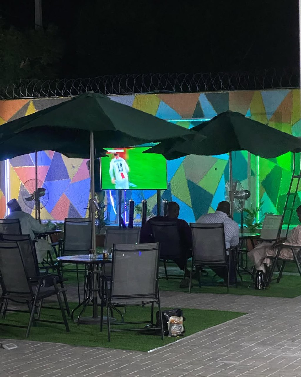 RESTAURANT & PARK _4