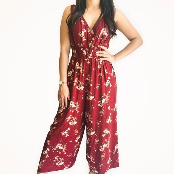 Floral Print Sleeveless V-Neck Smocked Waist Button-Front Jumpsuit._0