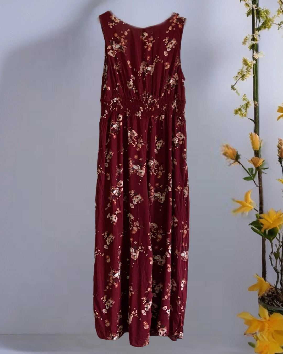 Floral Print Sleeveless V-Neck Smocked Waist Button-Front Jumpsuit._2
