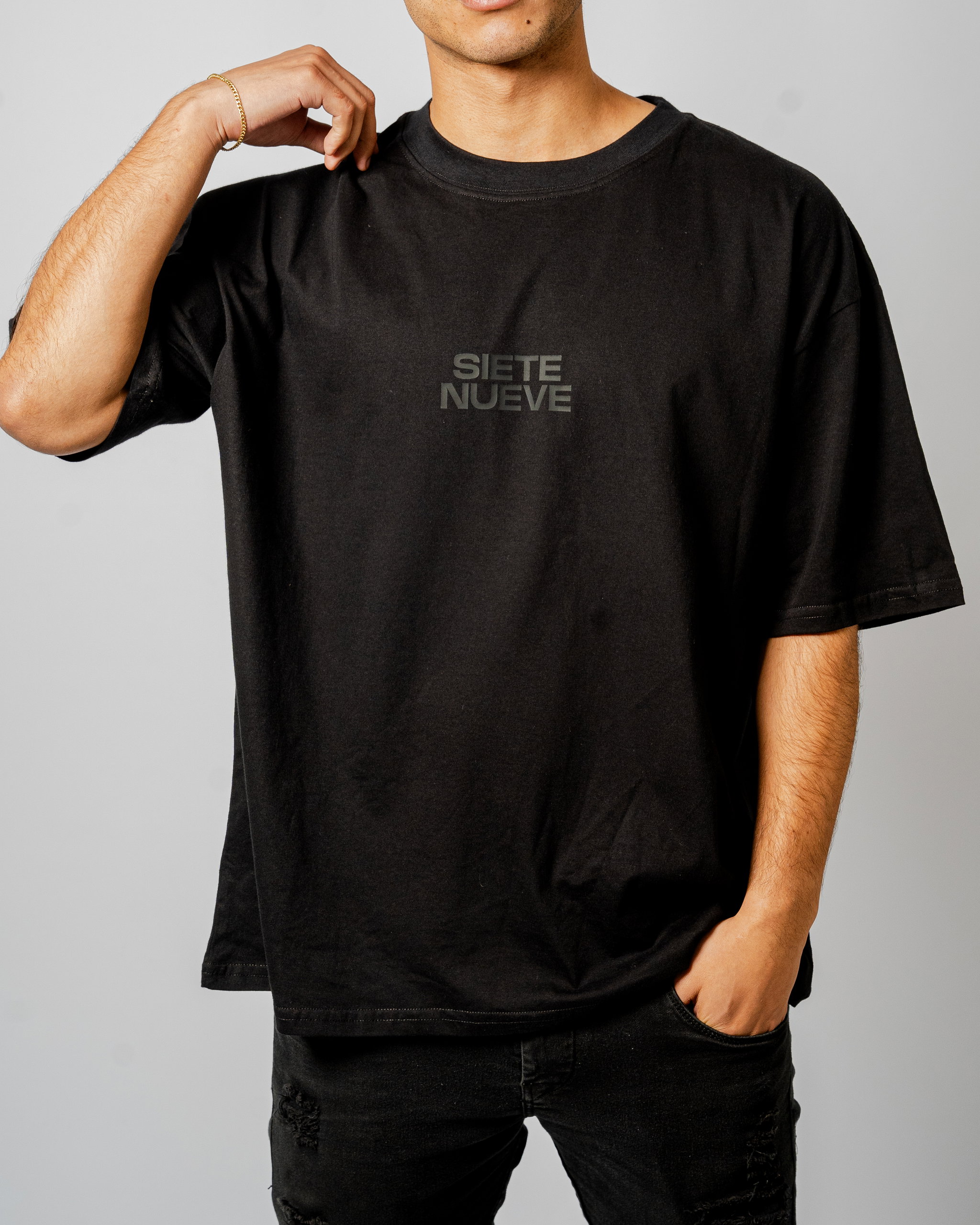 Oversize Siete Nueve Blackout - Negra_3