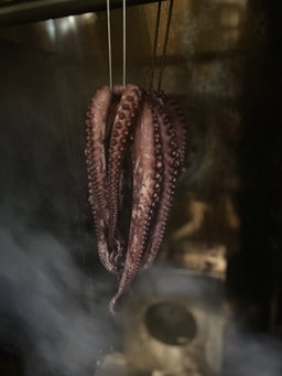 Caracatita Afumata la Rece
