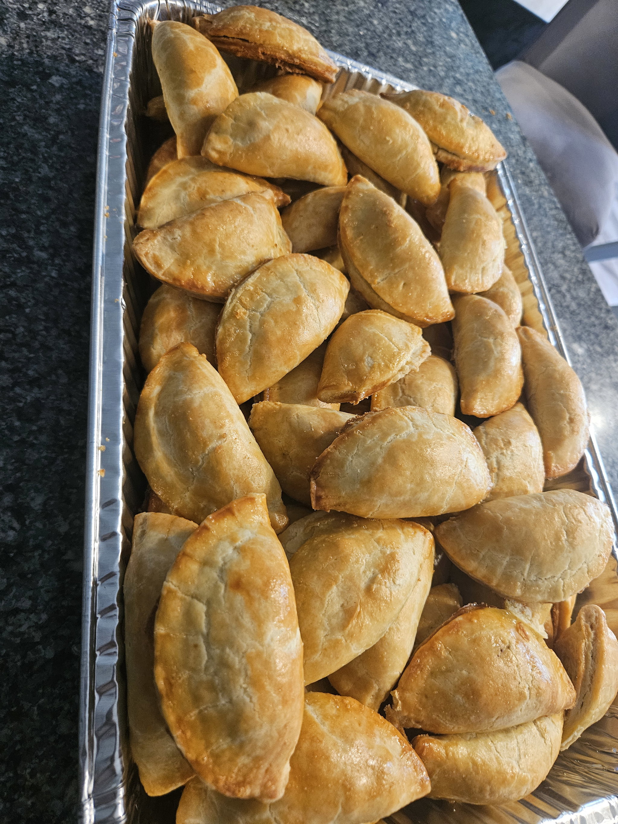 Large Tray Meatpie _8