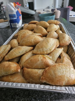 Large Tray Meatpie 