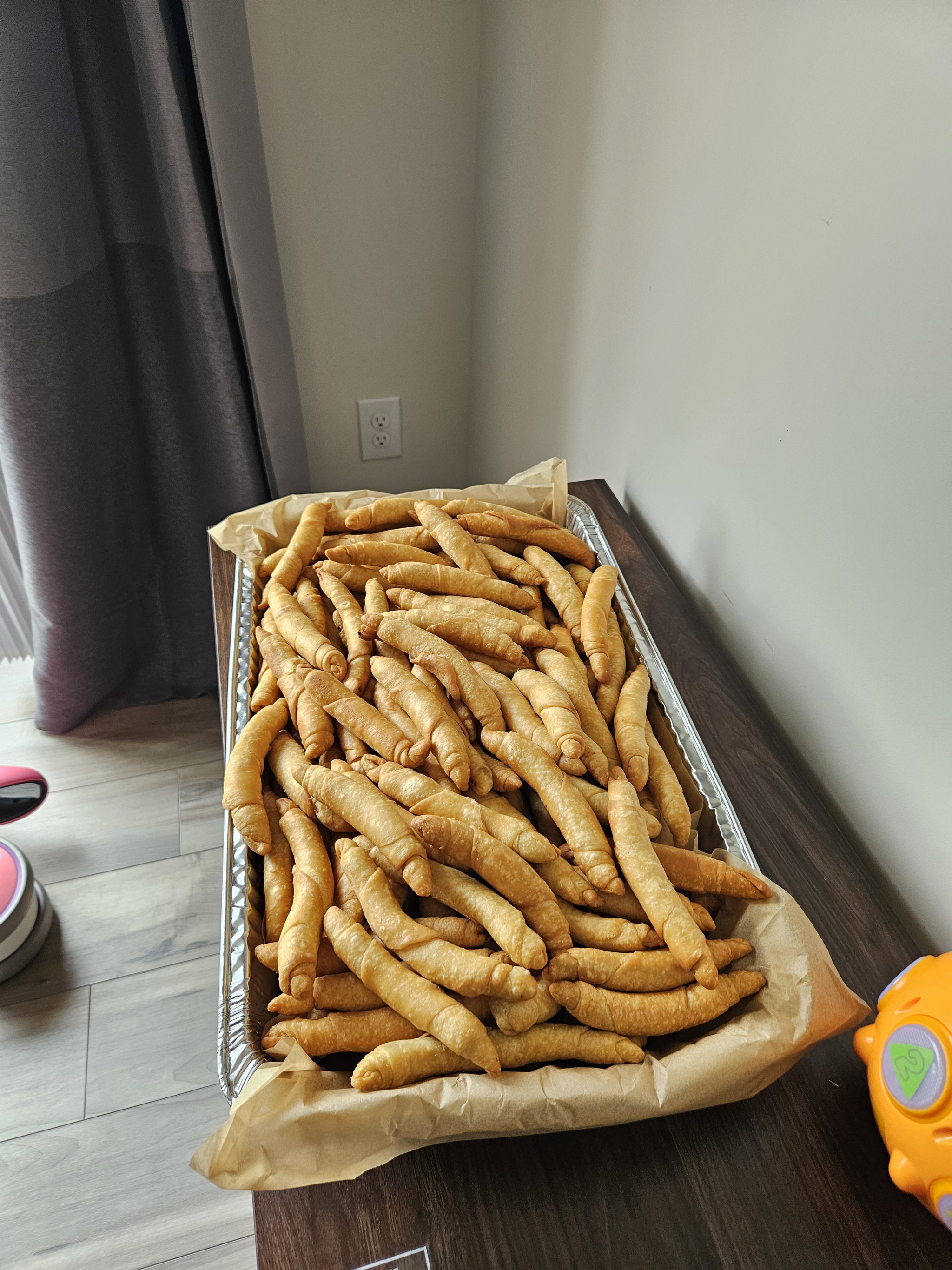 1 large Tray Fishroll _8