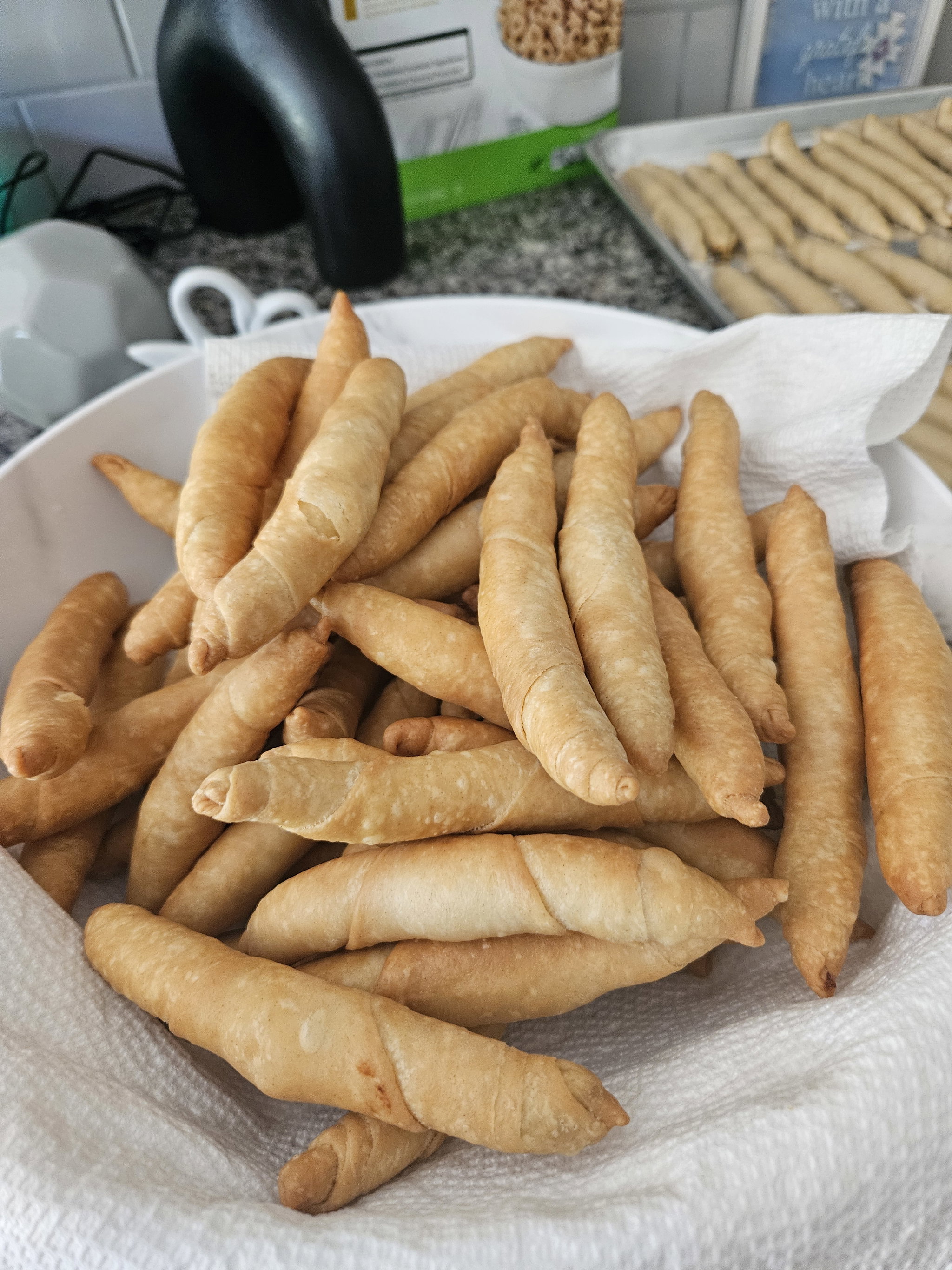 1 large Tray Fishroll _6