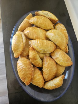 Half Tray meatpie 