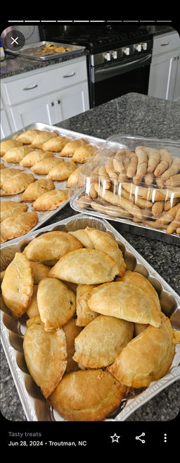 Half Tray meatpie 