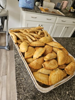 Half Tray meatpie 