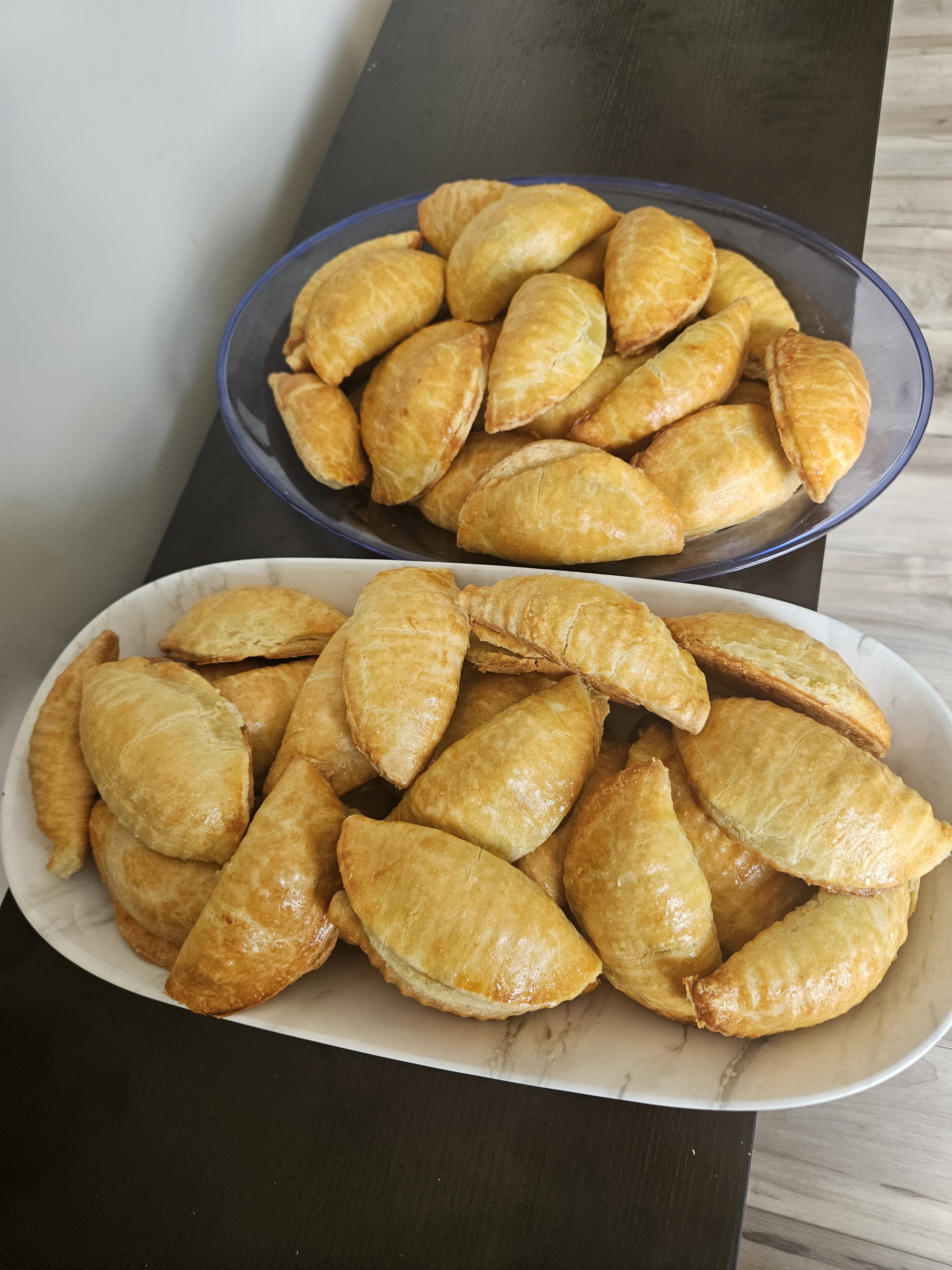 Half Tray meatpie _8