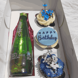Box of 3 Cupcakes + Mini Wine