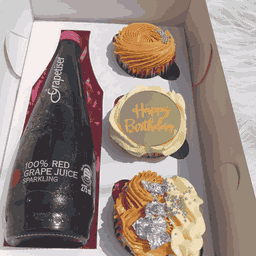 Box of 3 Cupcakes + Mini Wine