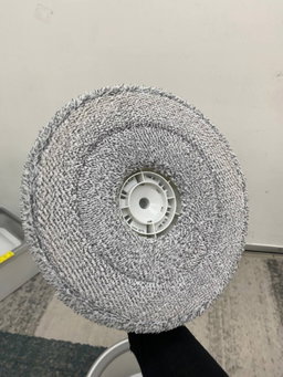 SPIN MOP SEPARATE DIRTY & CLEAN