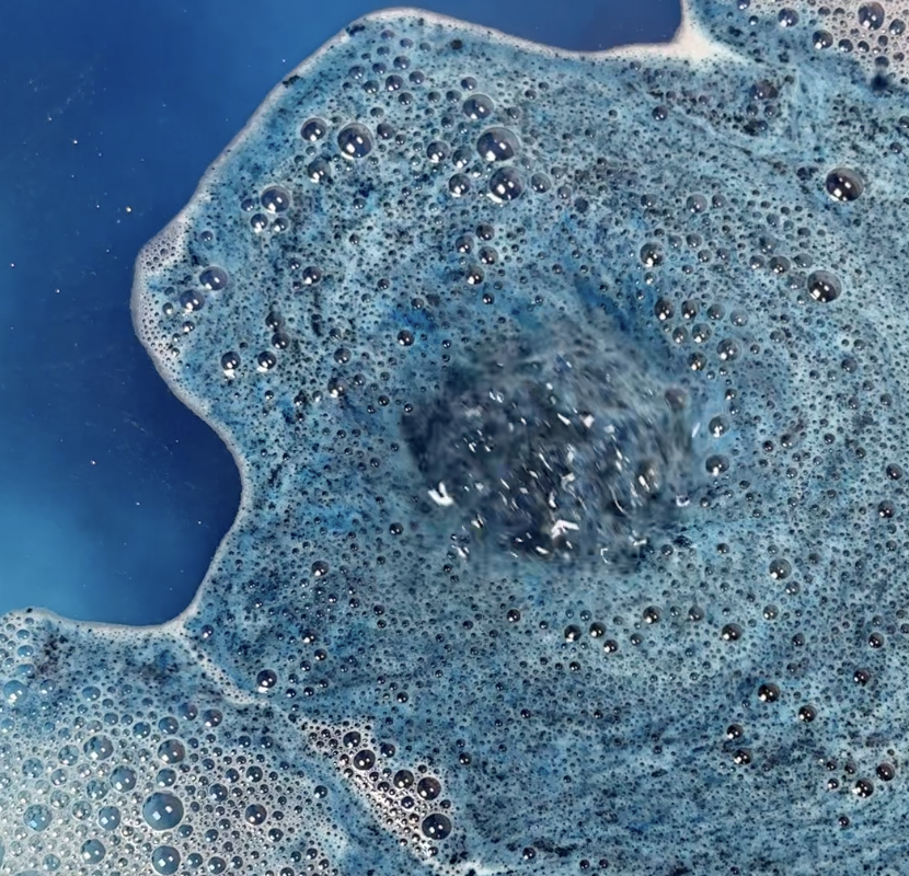 FF Bath Bomb - The Milky Way_1