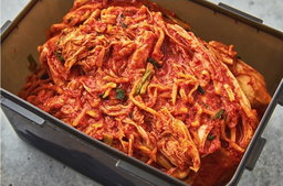 [피코크] 조선호텔 포기김치 3kg [Peacock] Josun Hotel Whole Cabbage Kimchi 3kg