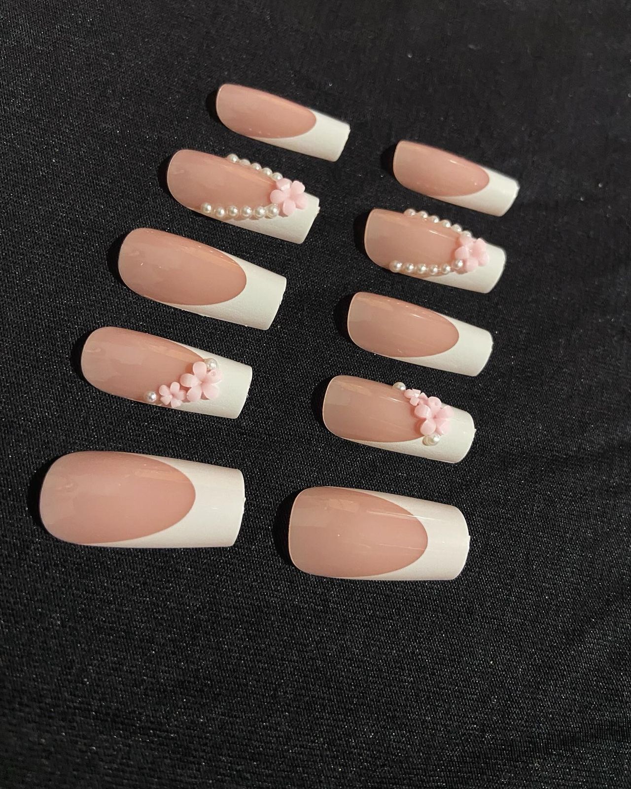 Press on Nails_1