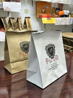 BRANDED KRAFT DELIVERY TAKEOUT BAGS - BROWN - 10.5’’ x 9’’ x 6’’ / MINIMUM ORDER QUANTITY OF 500 PIECES