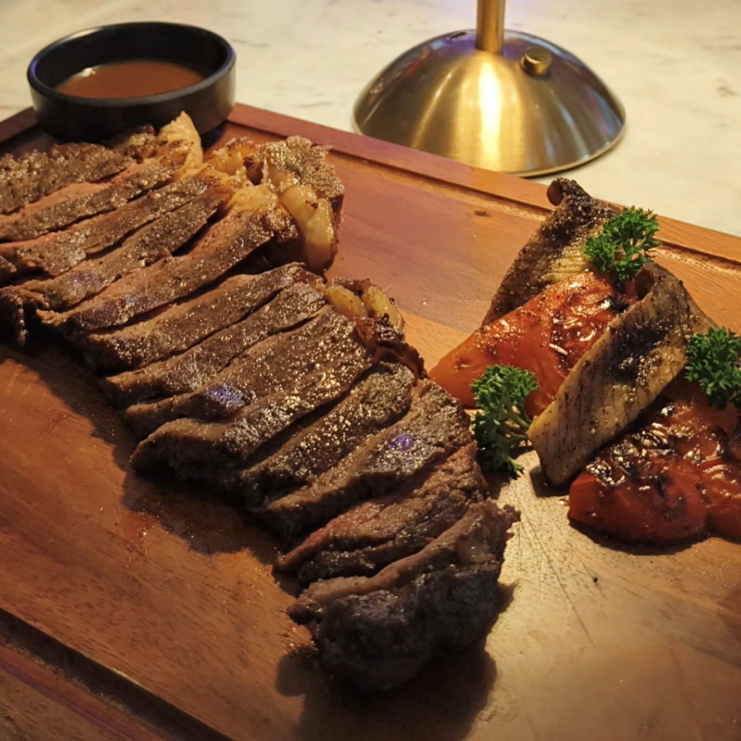 Ribeye Australian Angus Beef Steak 300 grams | สเต็กเนื้อออสเตรเลียริบอาย 300 กรัม