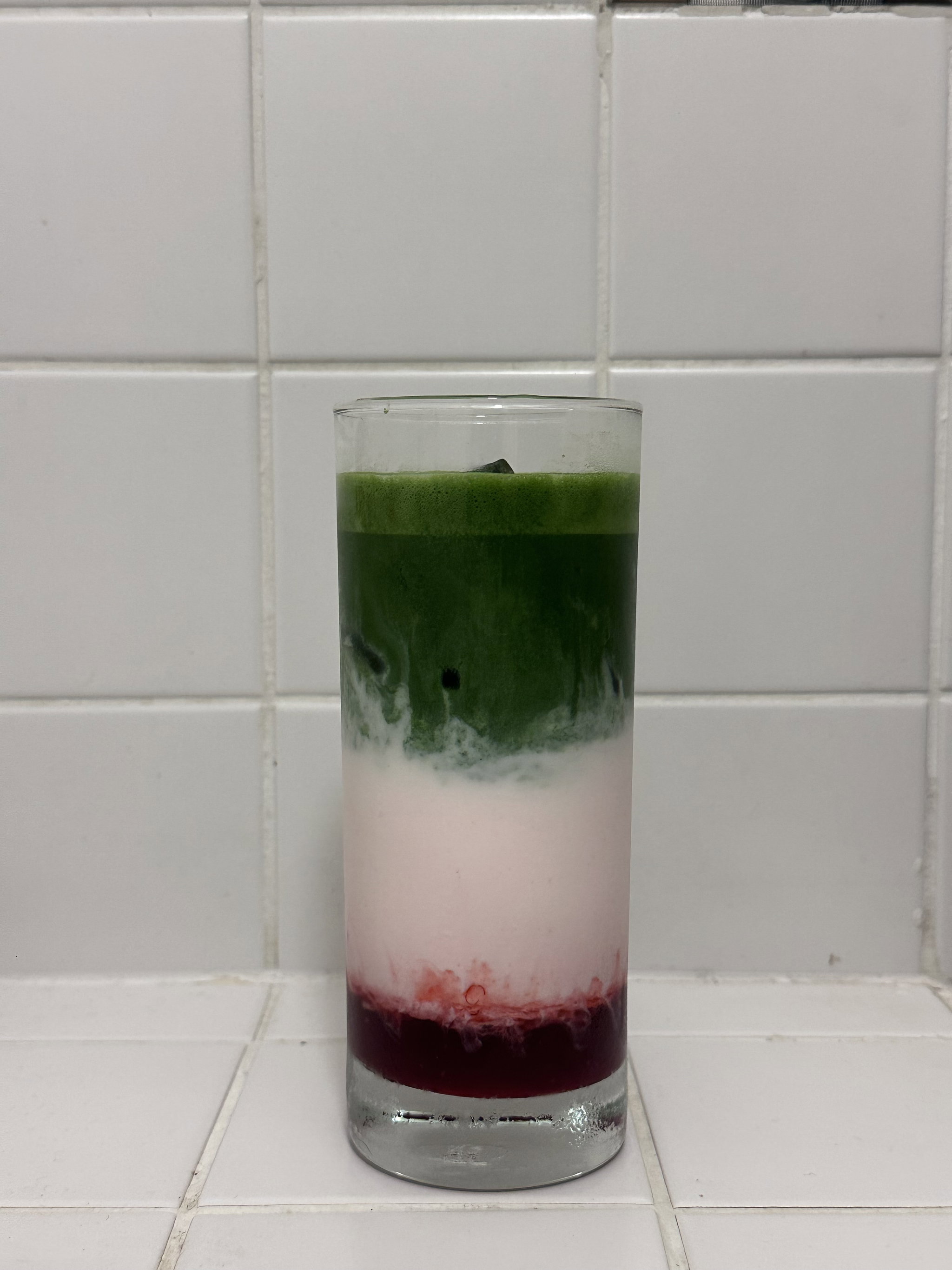 Strawberry Matcha Latte_0