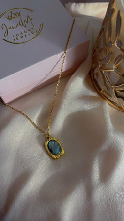 Black Pearl Necklace 