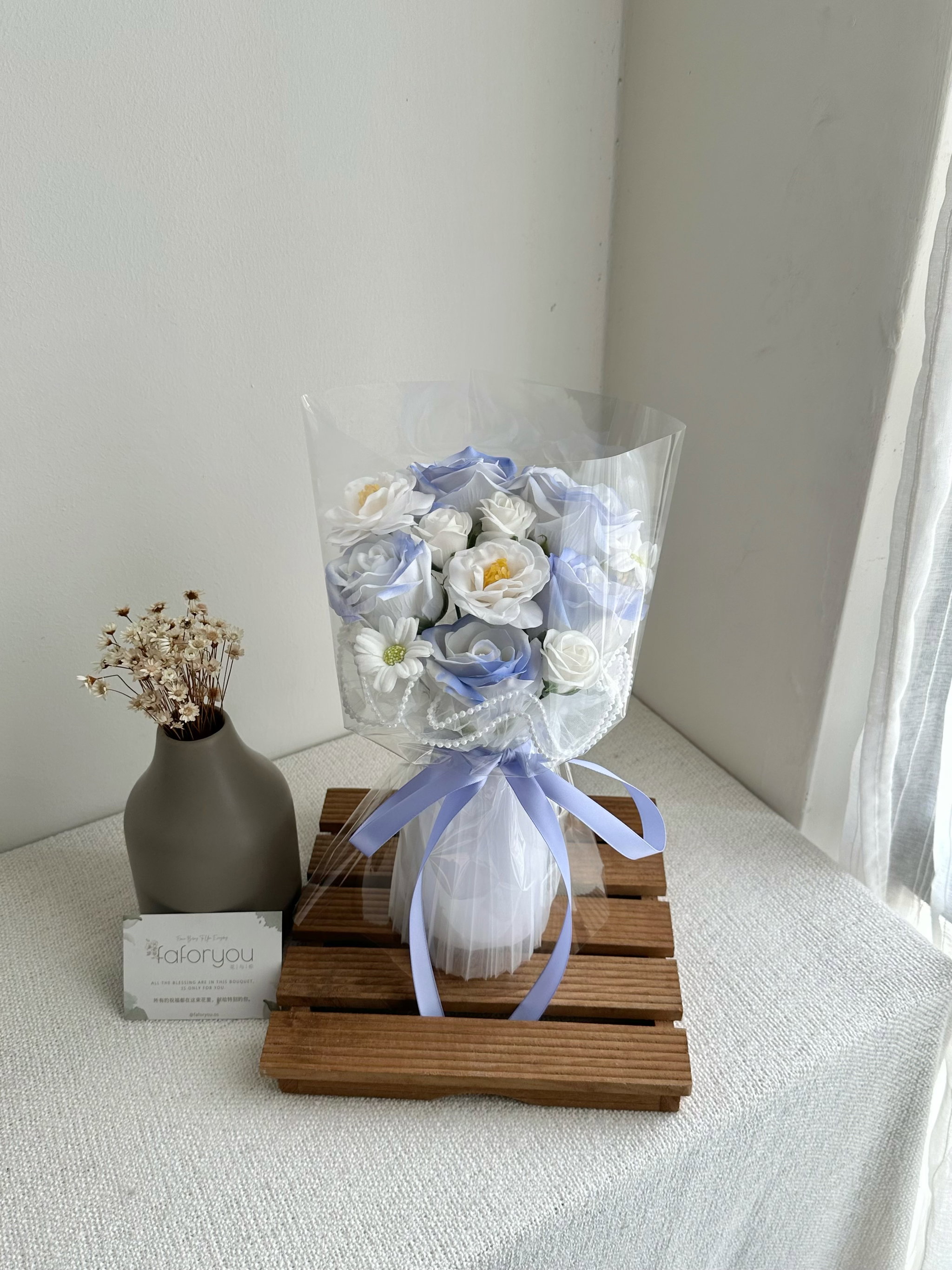5 Stalk Soap Rose Transparent Bouquet _0