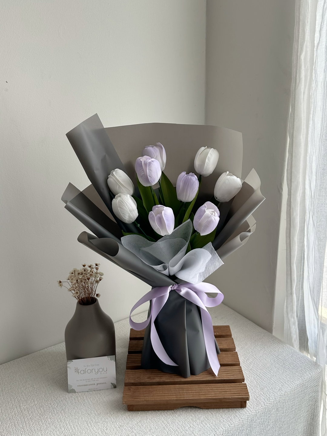 9 Stalk Artificial Tulip Bouquet