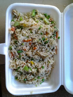 Riz frite poulet 