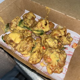 Boneless Chicken (9pcs)