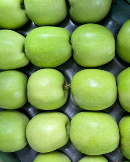Green apples x 3(Golden Delicious)